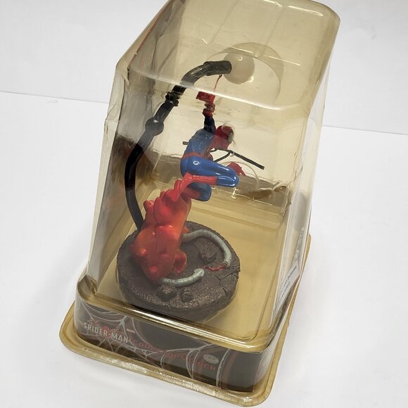 Marvel Universe Comics Spiderman Collectors Superhero Clock in Original Package - Picture 2 of 7